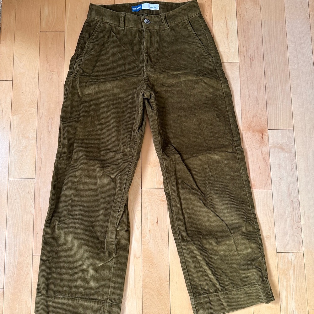 Old Navy Women’s Corduroy Pants - Dark Olive